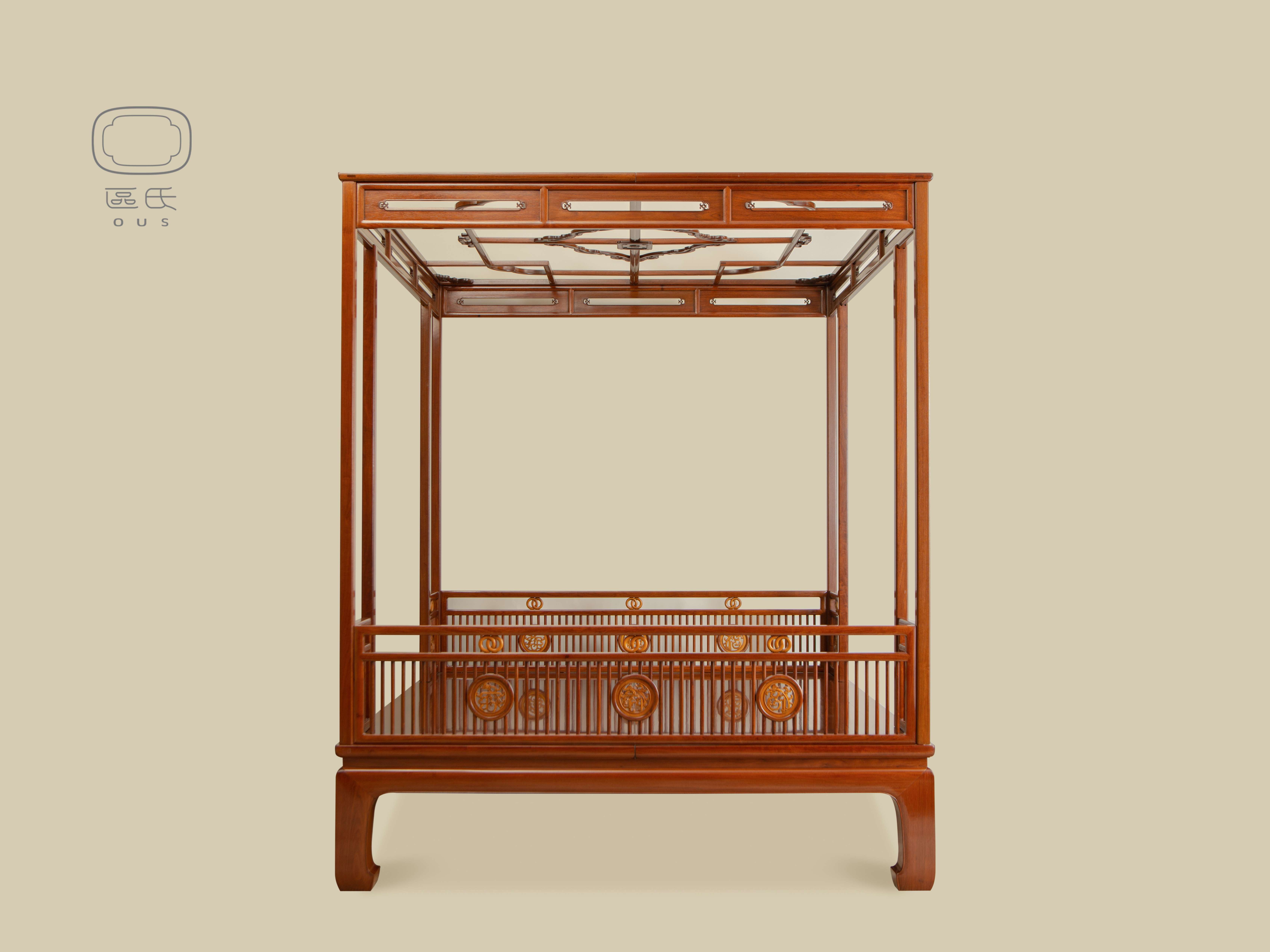 豎欞圍子八柱架子床