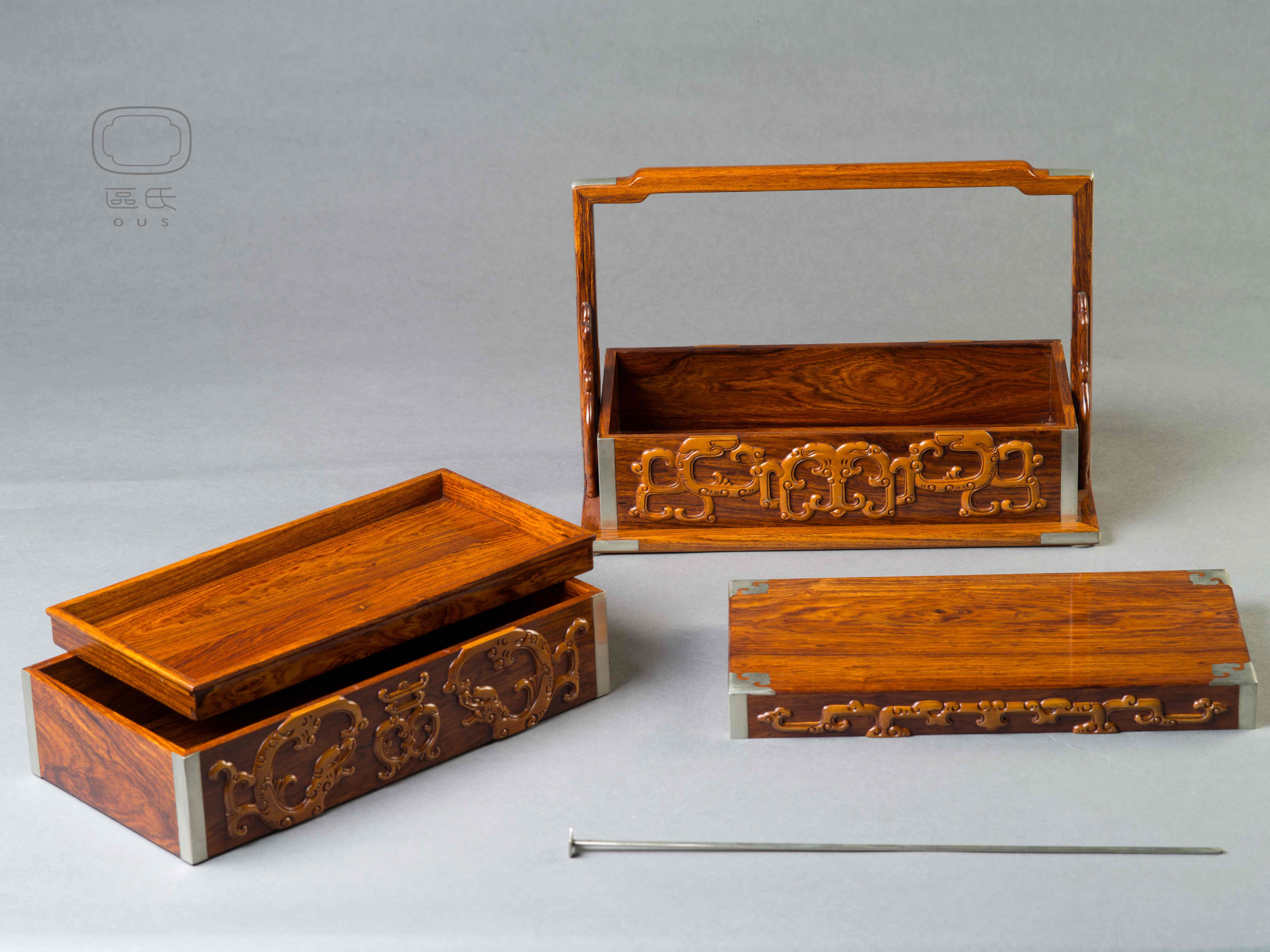 嵌黃楊木雙螭捧壽紋提盒