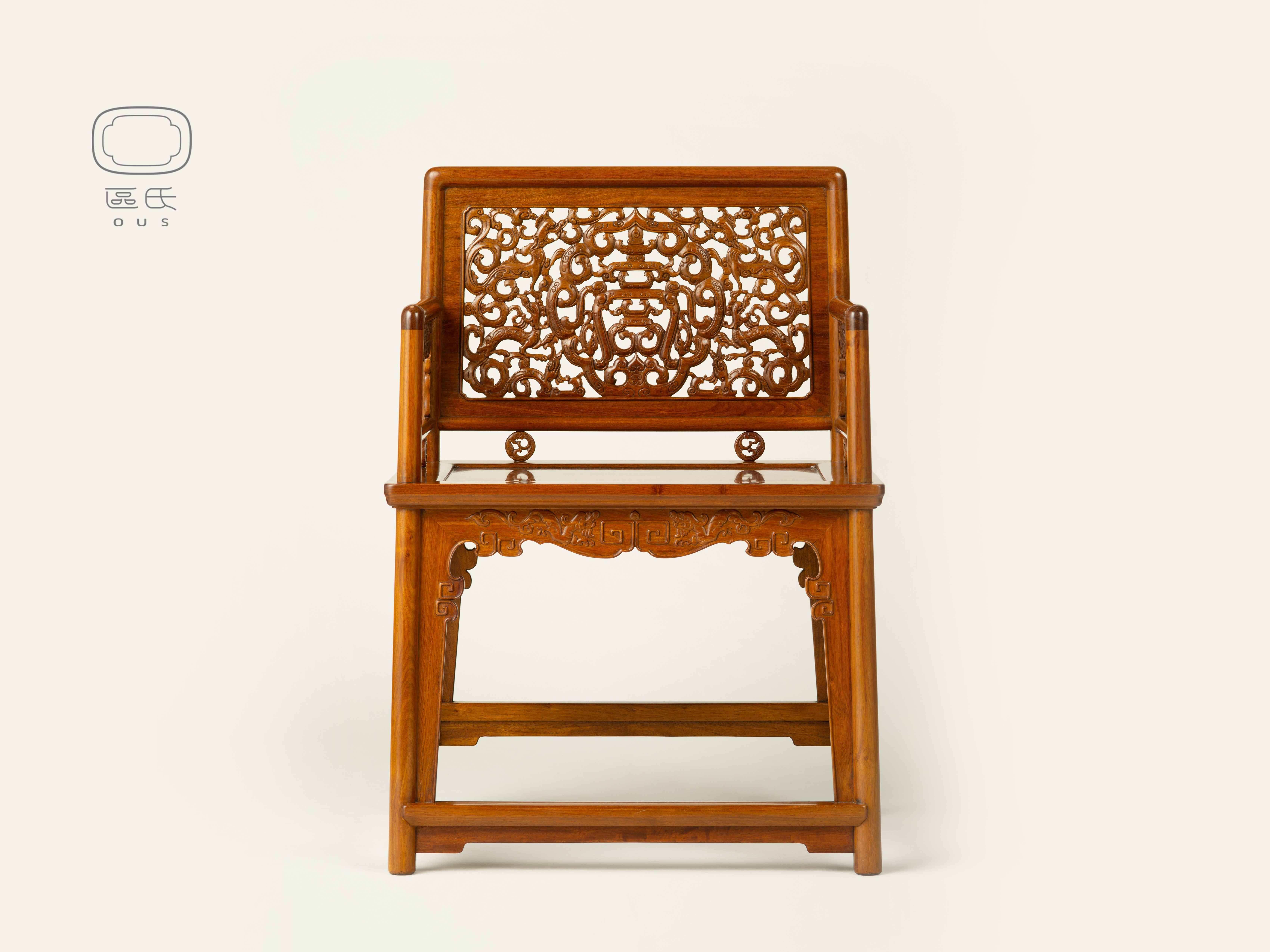 螭龍捧壽紋玫瑰椅