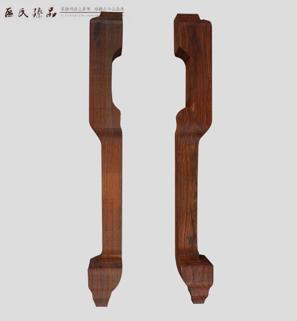 香幾腿部只要有圖紙,區(qū)氏臻品匠人便可根據(jù)模板,利用先進(jìn)的生產(chǎn)設(shè)備生產(chǎn)出半成品,再進(jìn)一步加工